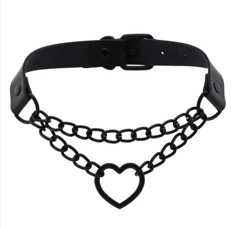 Heart Chain Choker