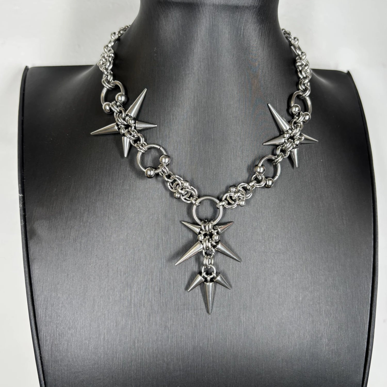 Geometric Spike Chain Necklace