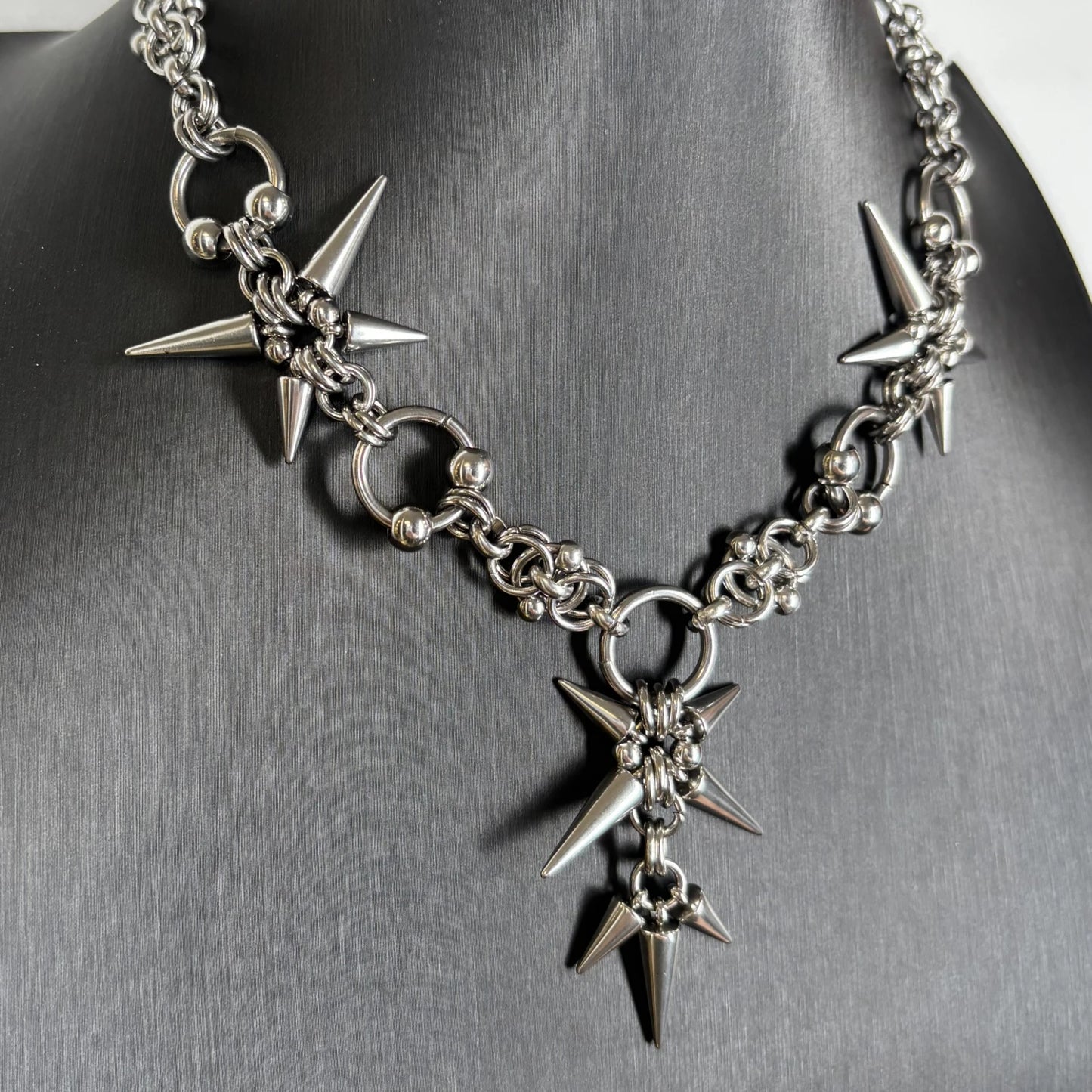 Geometric Spike Chain Necklace
