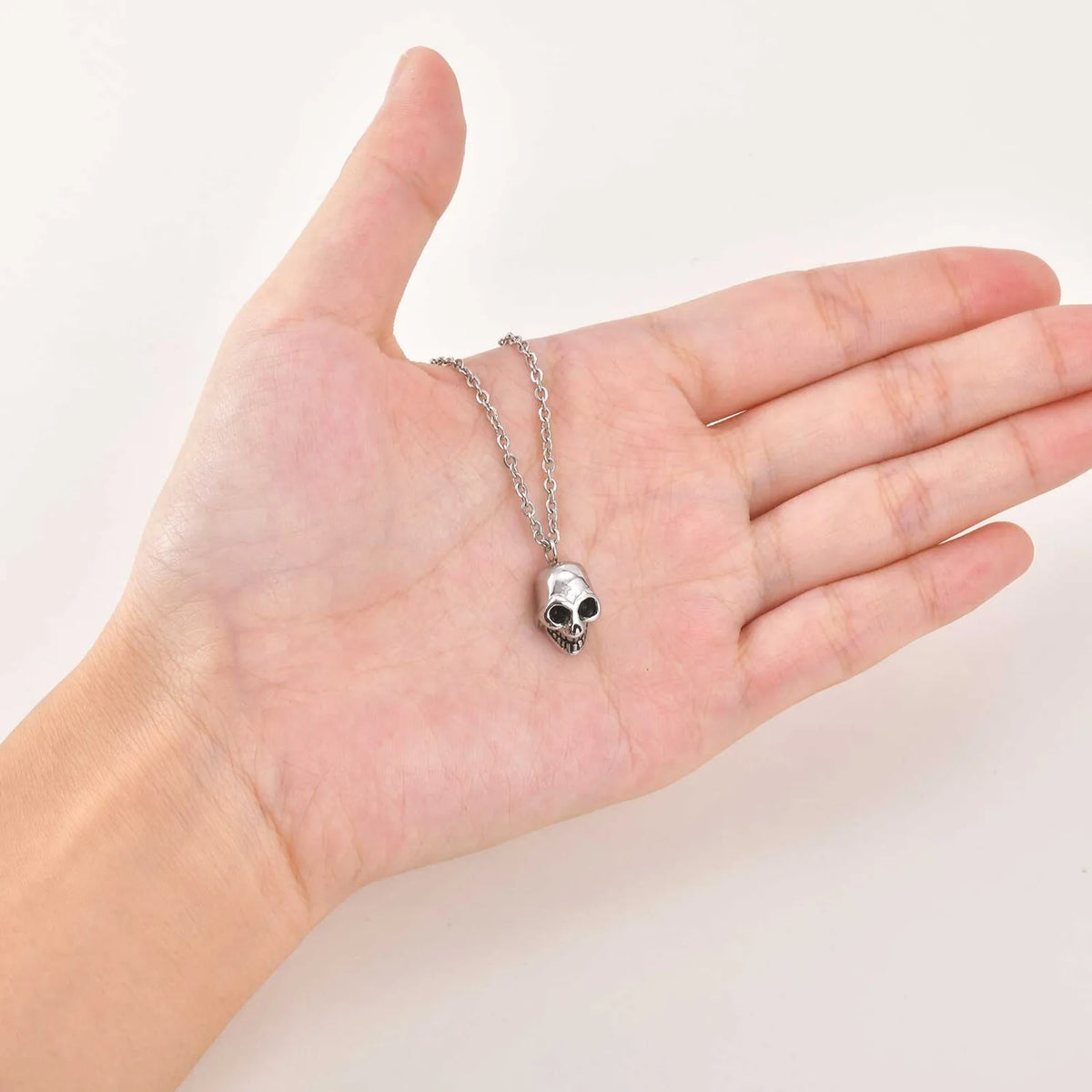 Skull Pendant Necklace