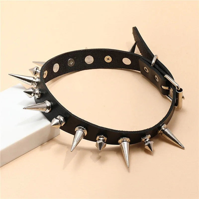 Spike Choker