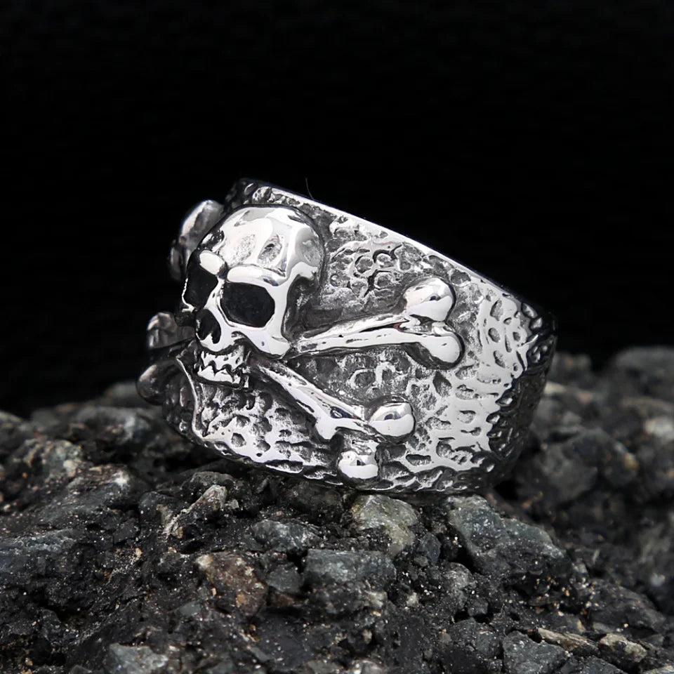 Crossbones Skull Ring