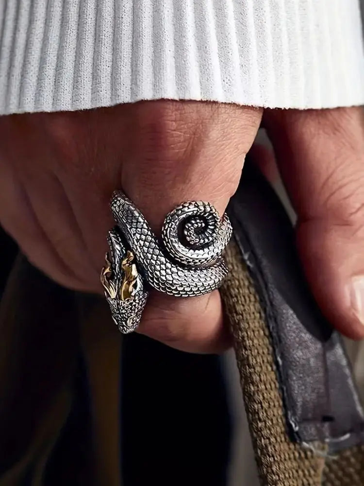 Cobra Ring
