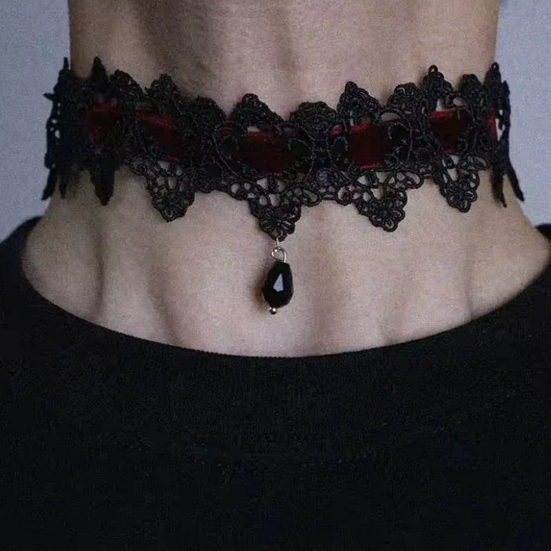 The Nocturne Lace Choker